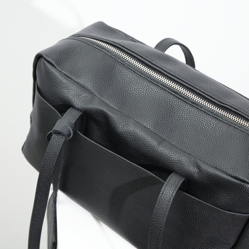 Soft Leather Square Bag / ソフトレザースクエアバッグ