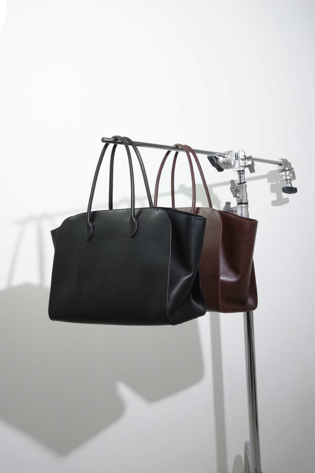 Leather Big Tote Bag / レザービッグトートバッグ（ブラック・ブラウン）
