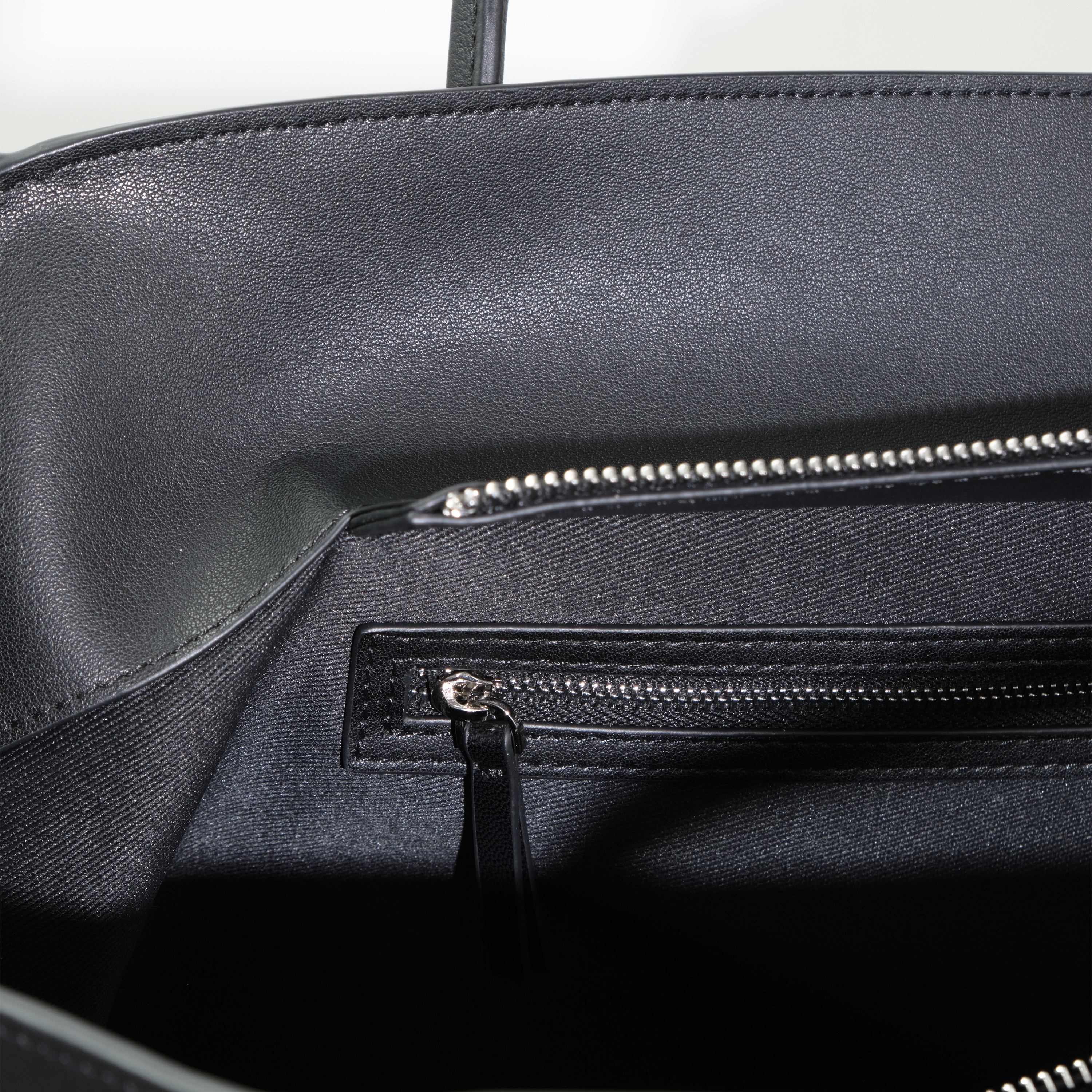 Leather Big Tote Bag / レザービッグトートバッグ（ブラック・ブラウン）