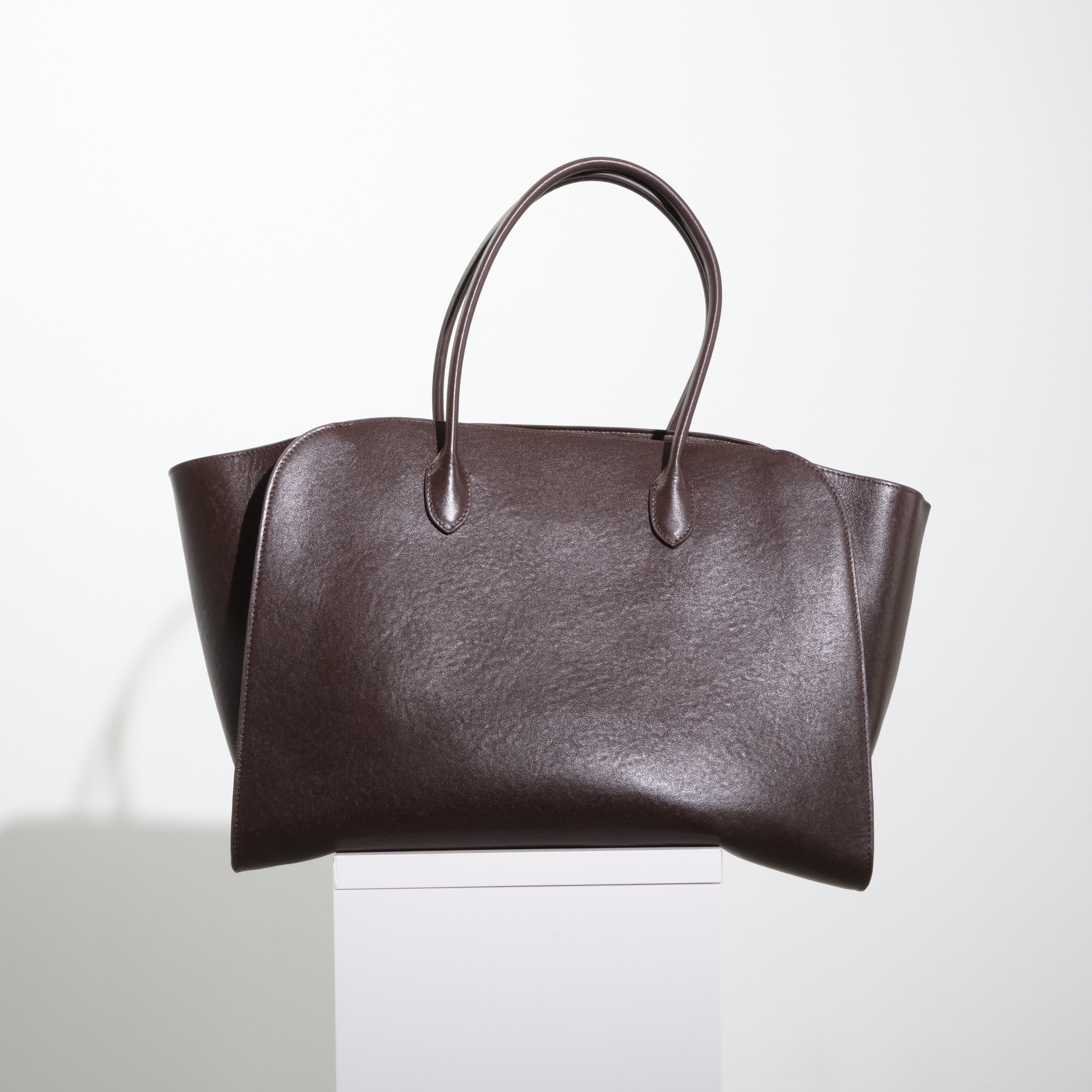 Leather Big Tote Bag / レザービッグトートバッグ（ブラック・ブラウン）