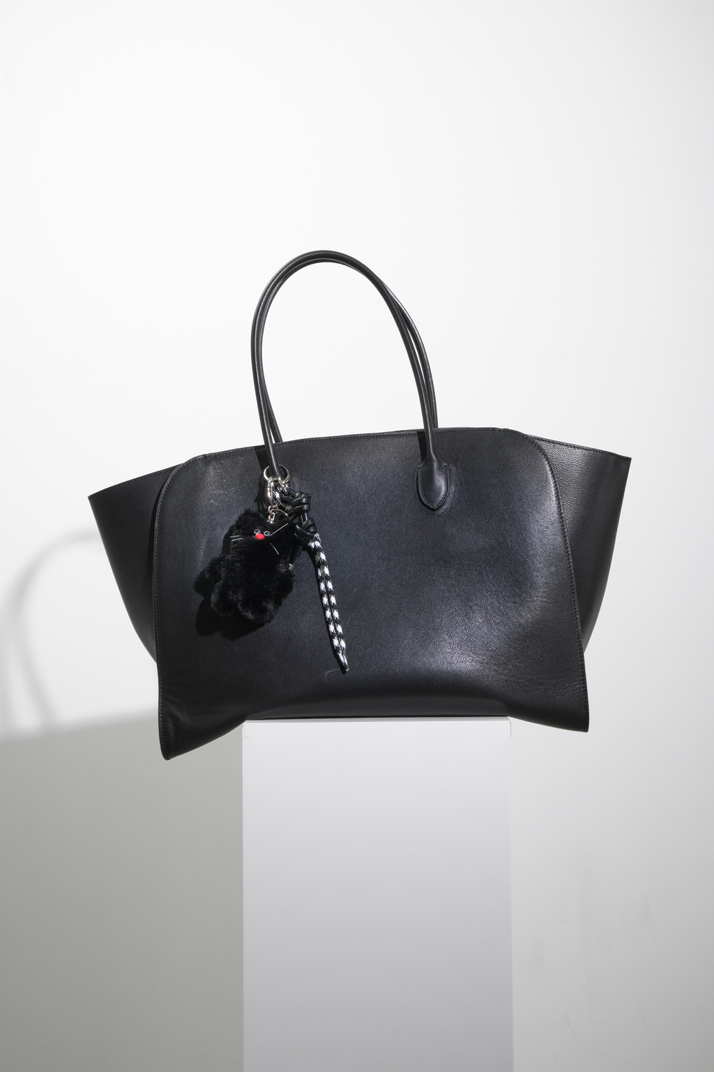 Leather Big Tote Bag / レザービッグトートバッグ（ブラック・ブラウン）