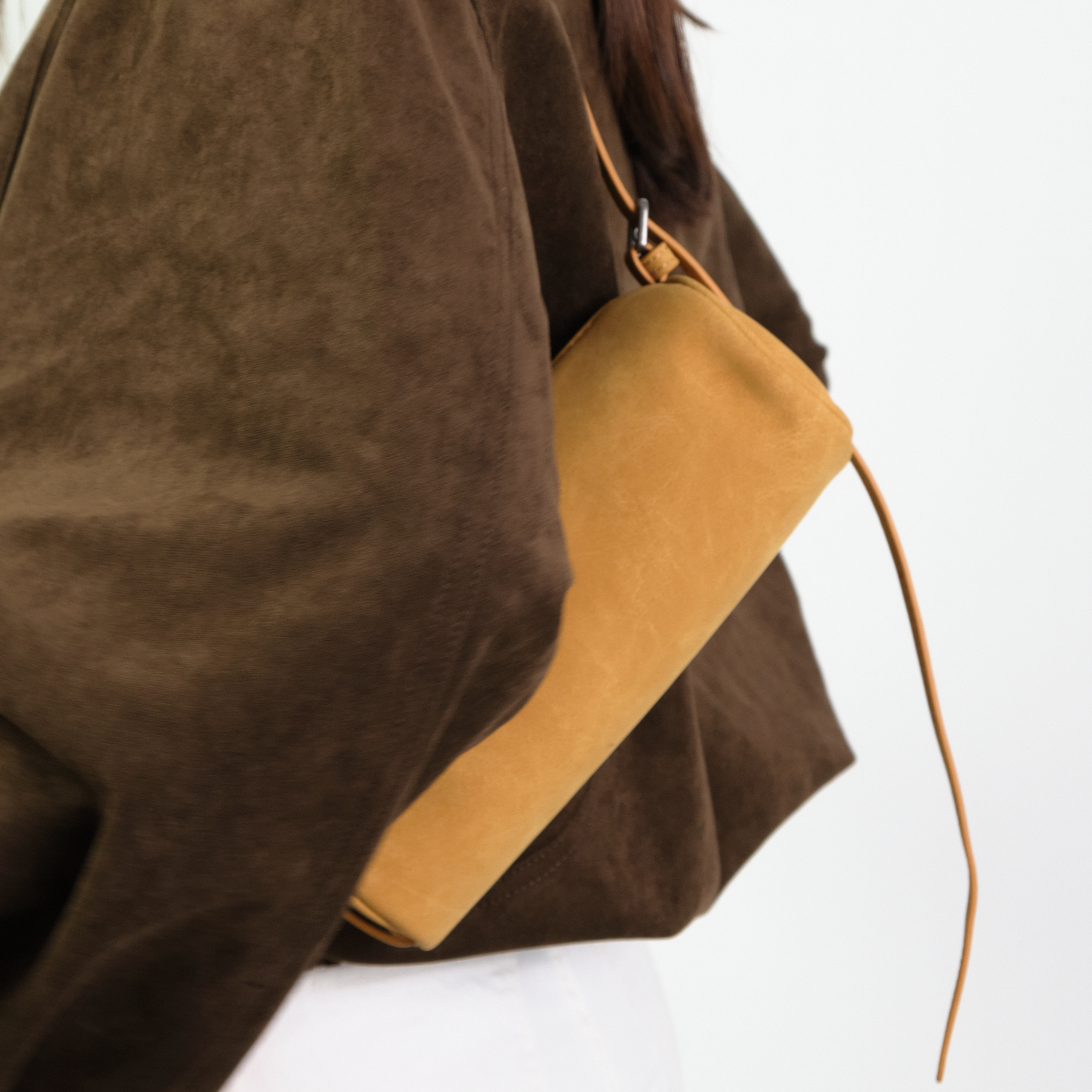 Adjustable Mini Shoulder Bag / アジャスタブルミニショルダーバッグ（ブラック・ベージュ・イエロー）