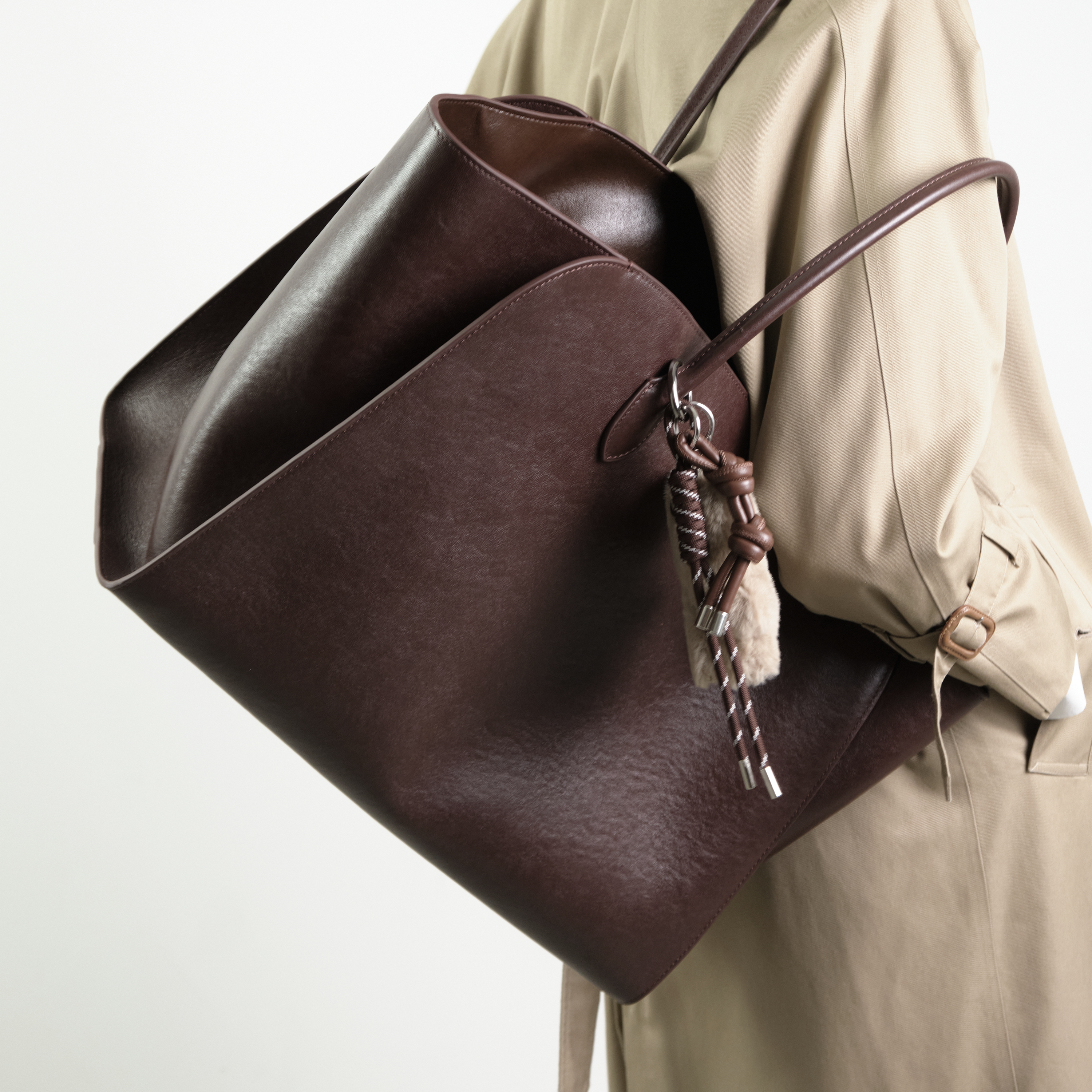 Leather Big Tote Bag / レザービッグトートバッグ（ブラック・ブラウン）