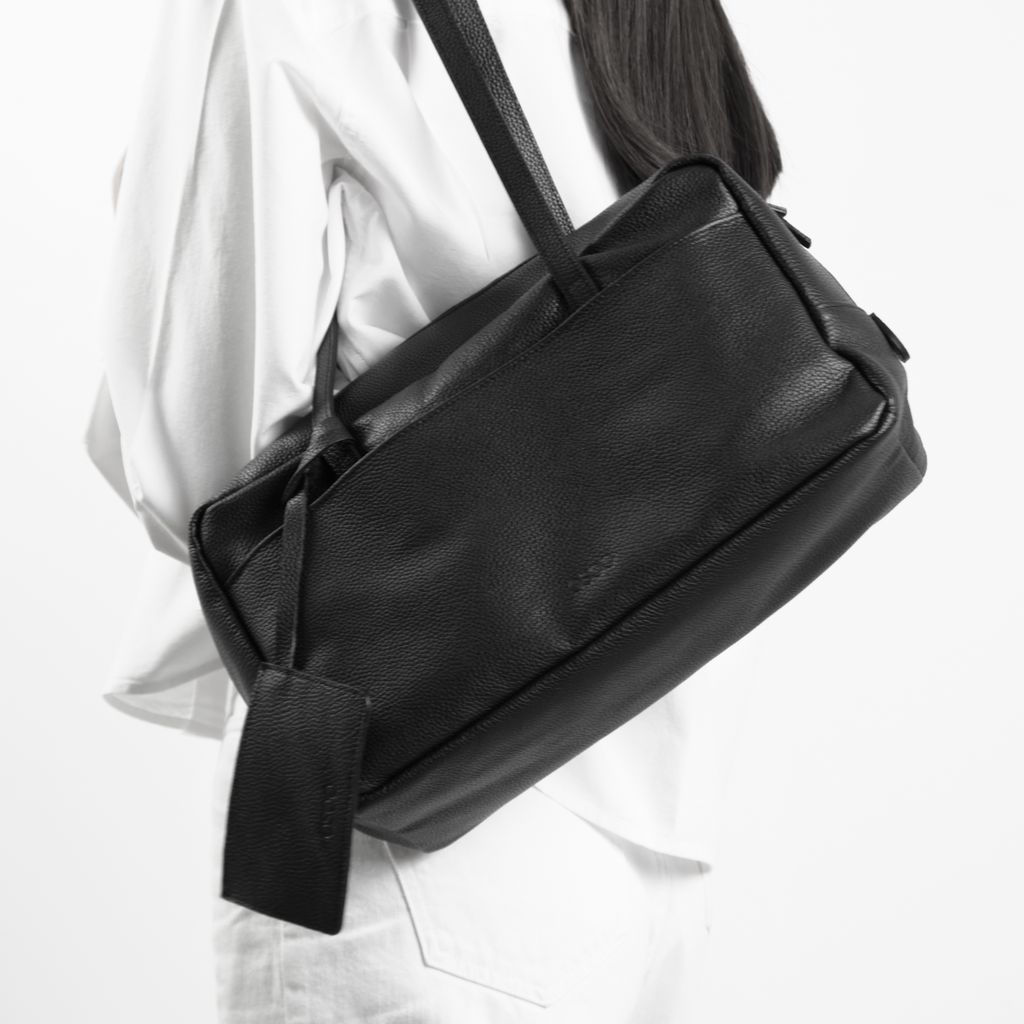 Soft Leather Square Bag / ソフトレザースクエアバッグ