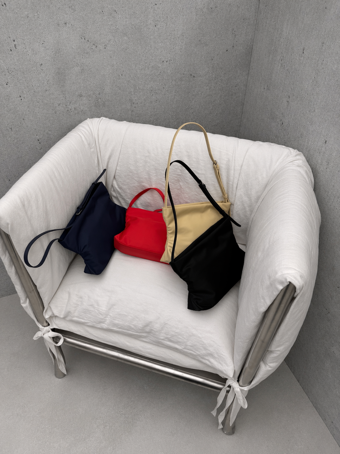 Adjustable Nylon Hand Bag / アジャスタブルナイロンハンドバッグ