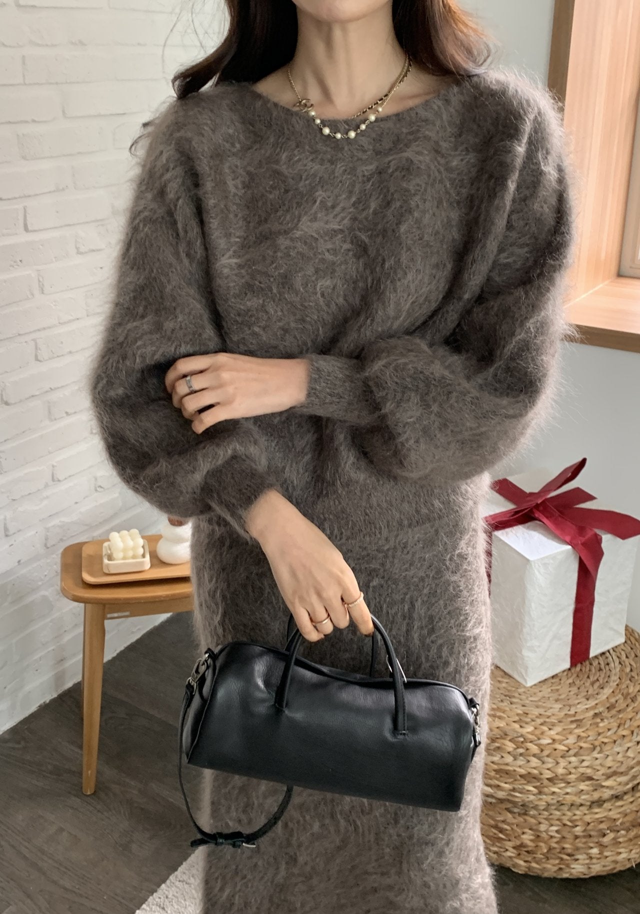 Soft Baguette Shoulder Bag / ソフトバゲットバッグ（ブラック・ブラウン）
