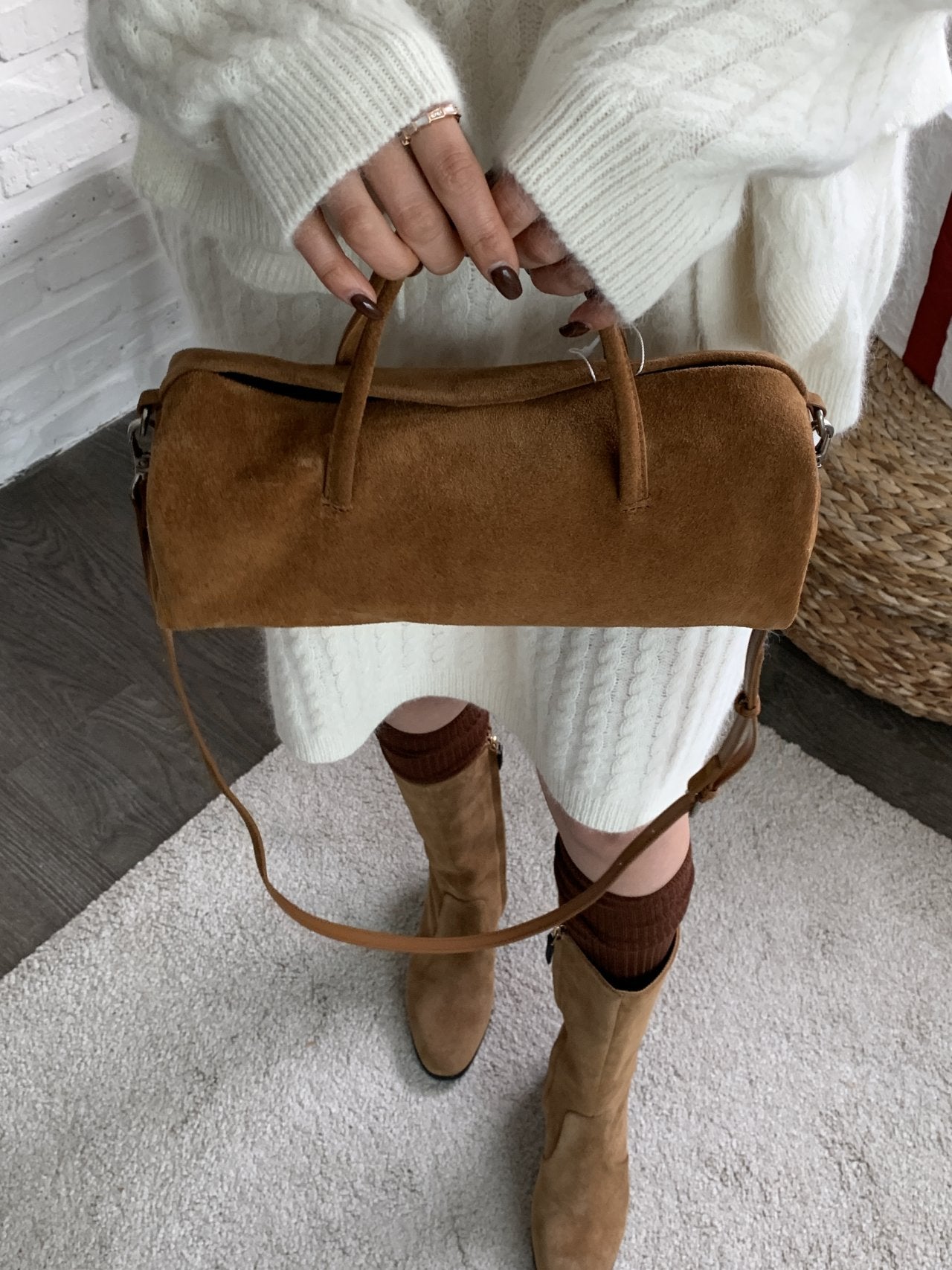 Soft Baguette Shoulder Bag / ソフトバゲットバッグ（ブラック・ブラウン）