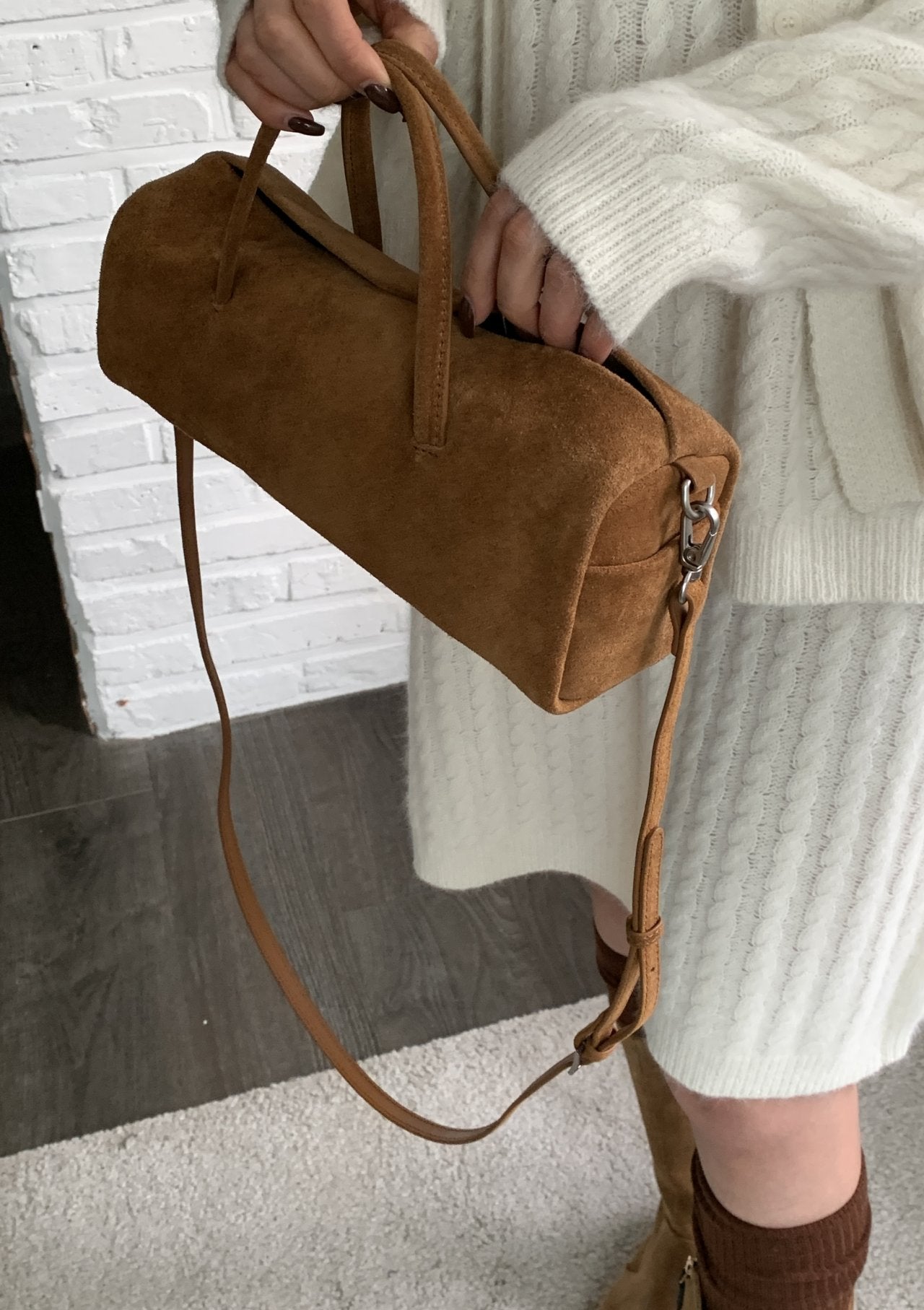 Soft Baguette Shoulder Bag / ソフトバゲットバッグ（ブラック・ブラウン）